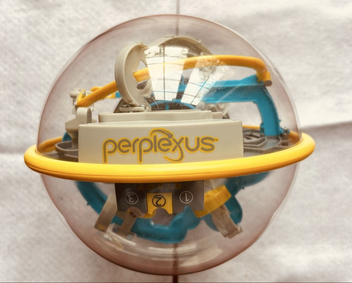 Giochi: PERPLEXUS - Labyrinthe 3D en boule  – Usato da Suscévaz venduto da ade_t8x2