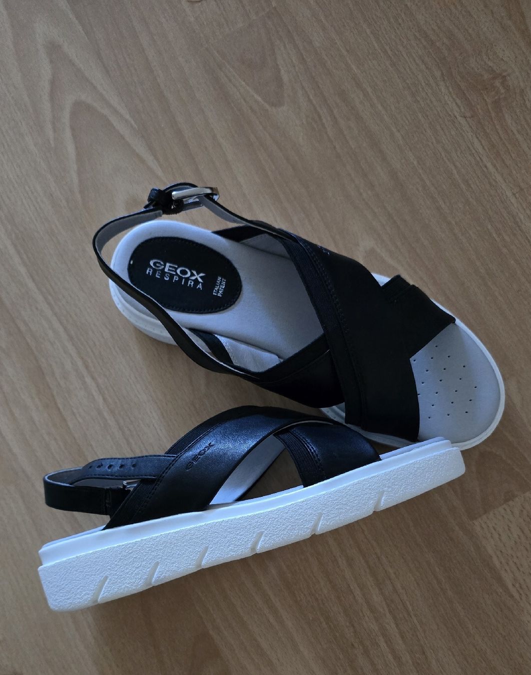 Geox Scarpe da donna: GEOX Sandalen Gr. 39 – Nuovo (secondo la descrizione) da Sursee venduto da M_Z