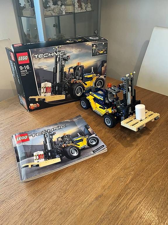 Lego Kit di costruzioni: Gabelstapler 42079 mit OVP – Usato da Olten venduto da Einwegparadies 1