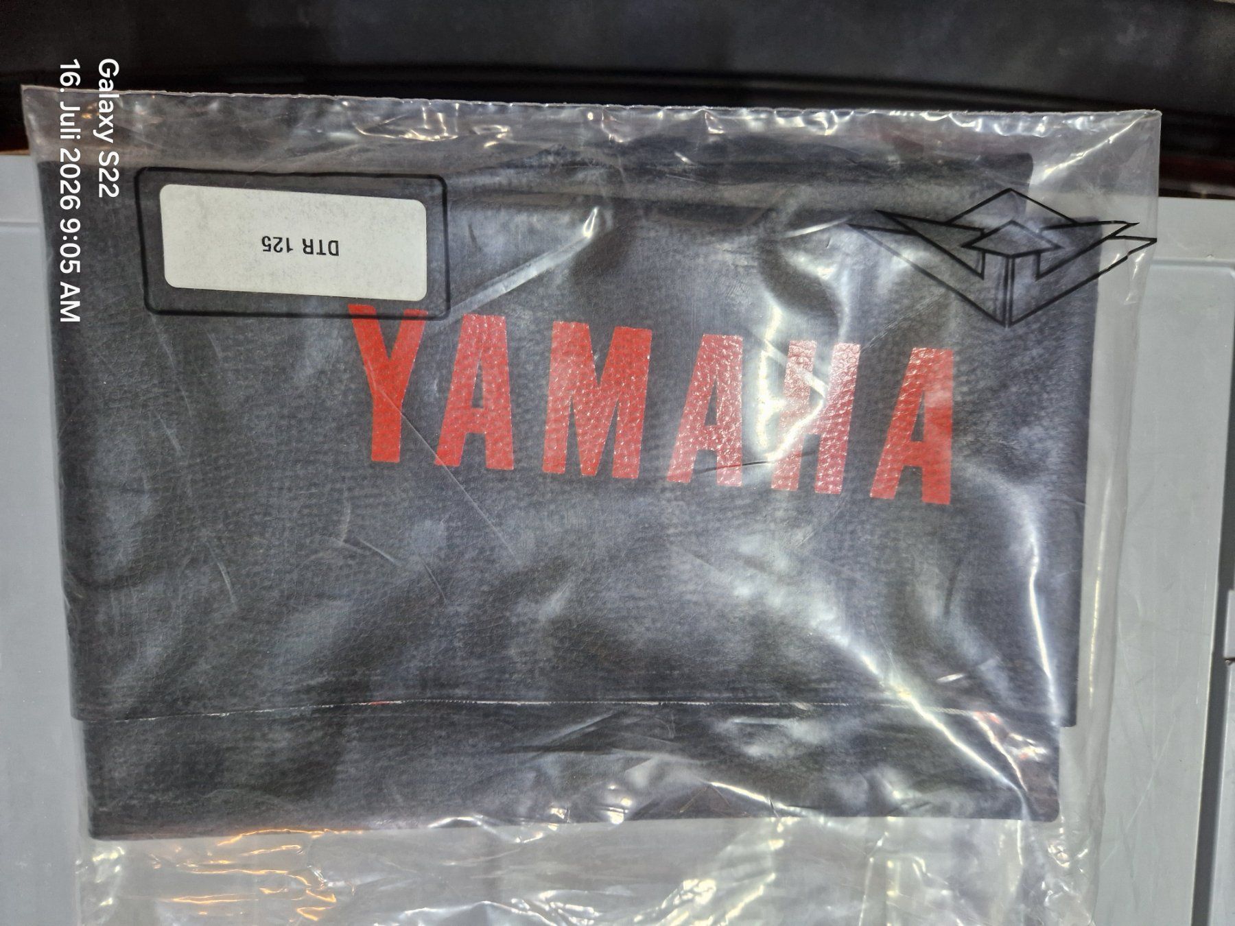 Yamaha Alle Motorradersatzteile: Yamaha DT 125R – Neu und originalverpackt aus Baar von Krissineu
