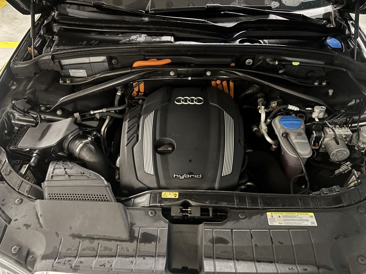 Audi Automobili: Audi Q5 Hybrid – Usato da Einsiedeln venduto da bor_rxm8 4