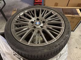 4 x BMW Felge mit Continental Reifen 225/40R18 XL Zustand