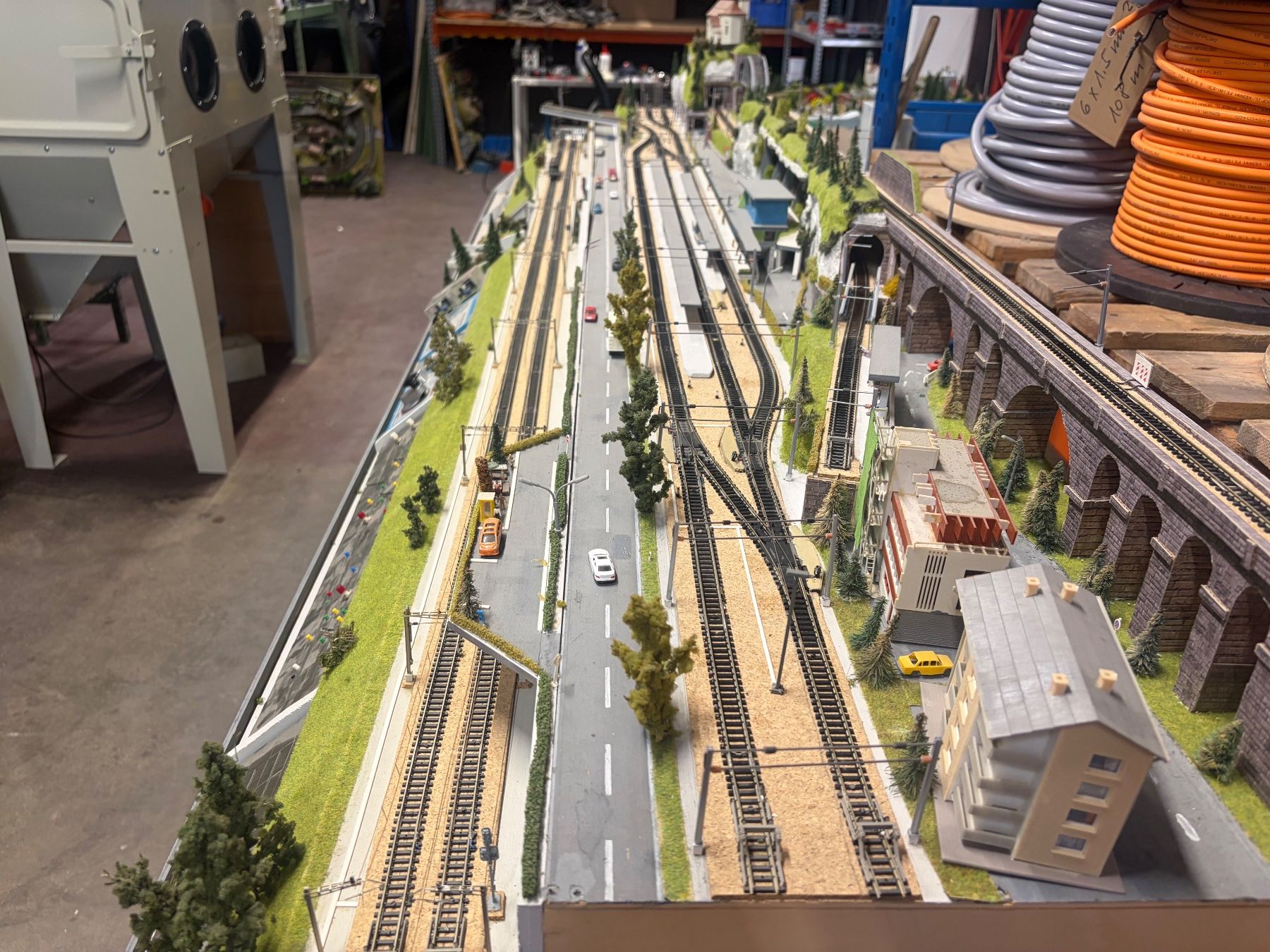 Trix Modellini di ferrovie: Modellbahn Anlage Spur N Minitrix – Usato da Wil SG venduto da steinlin07