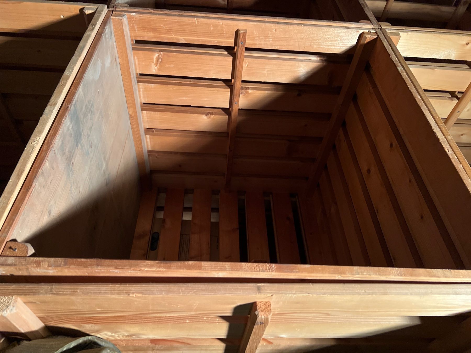 Articoli in legno: Holzkiste robust 80x80x80 – Usato da Thun venduto da IBT1