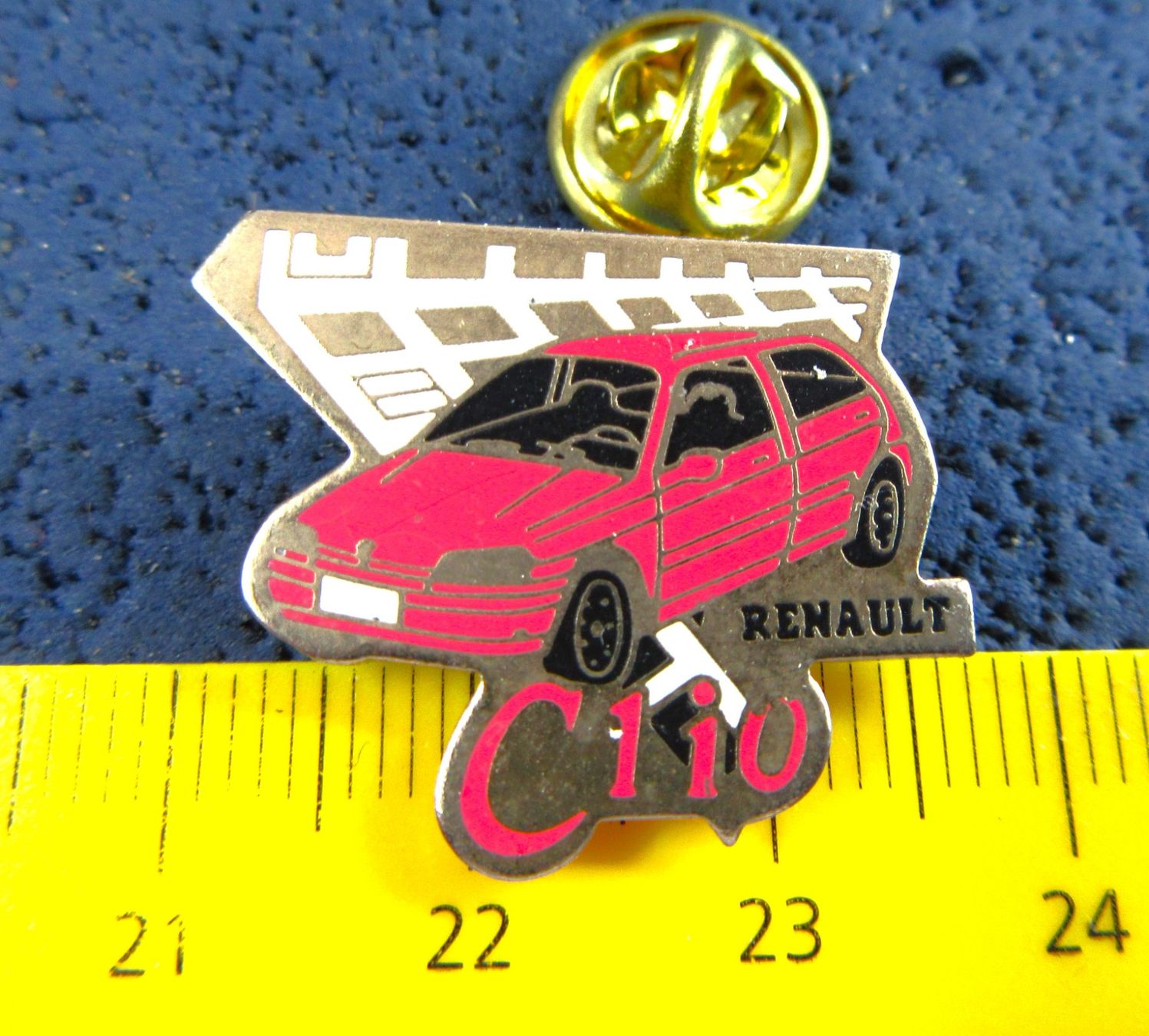 Renault Placchette & Badge: RENAULT CLIO AUTO PIN – Usato da Ettingen venduto da Hausi4711