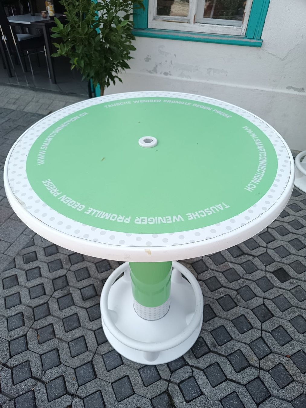 Tables: Stehtisch – D'occasion à Oberegg par A-Z.Handel.Loehrer 1