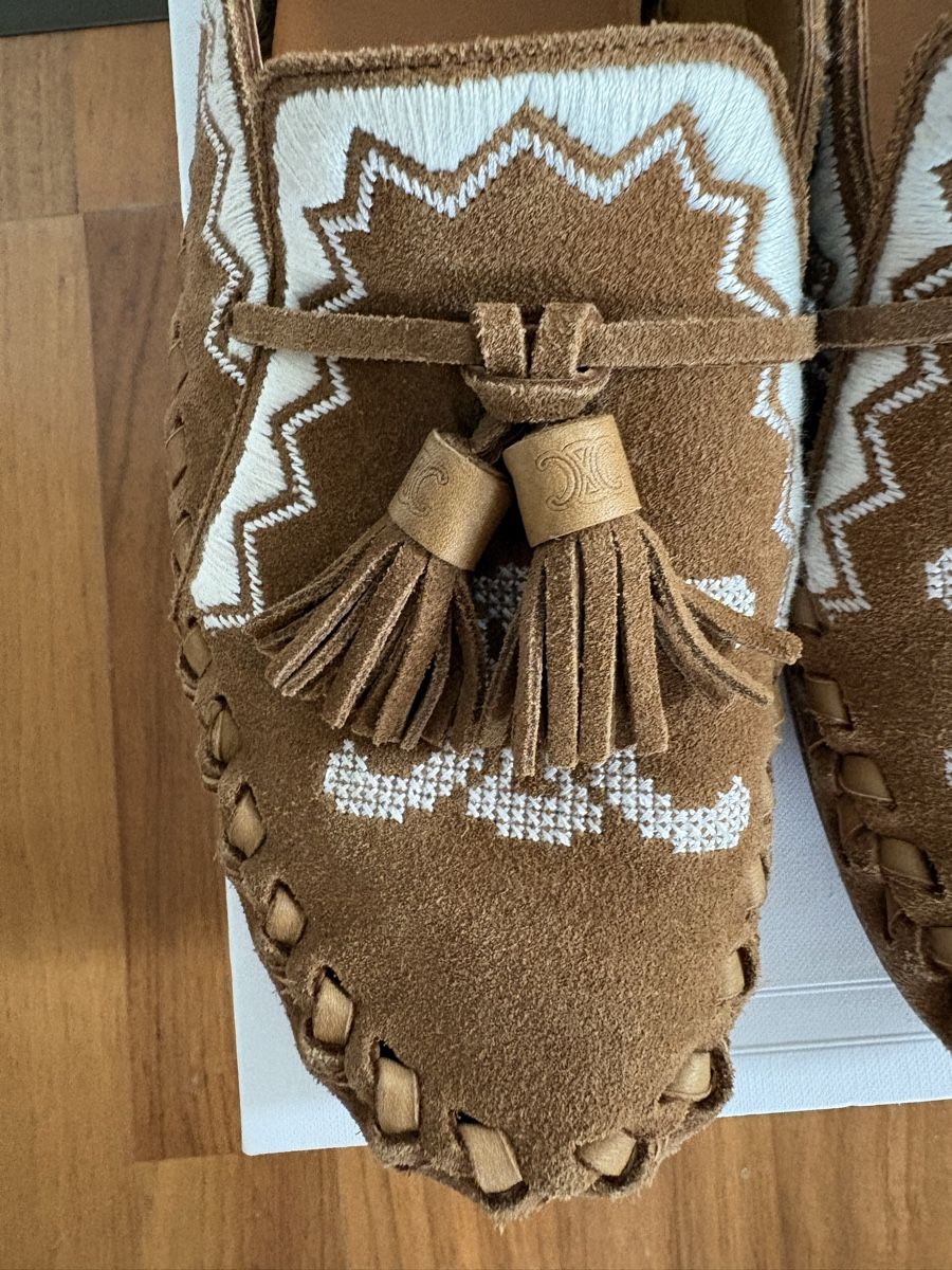 Celine Scarpe da donna: Celine Mokassin mit Stickerei – Usato da Salenstein venduto da Stella0805 2