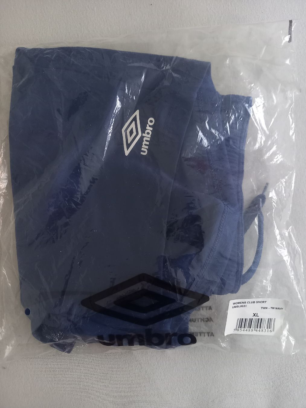 Hosen: UMBRO womens Shorts Gr. XL – Neu und originalverpackt aus Zürich von Veramone 4