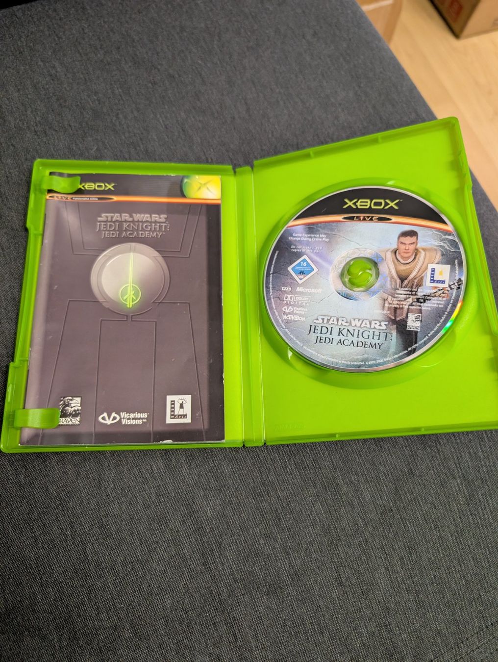 Giochi: Star wars jedi knight: jedi academy Microsoft Xbox – Usato da Giubiasco venduto da Ticinerd 2