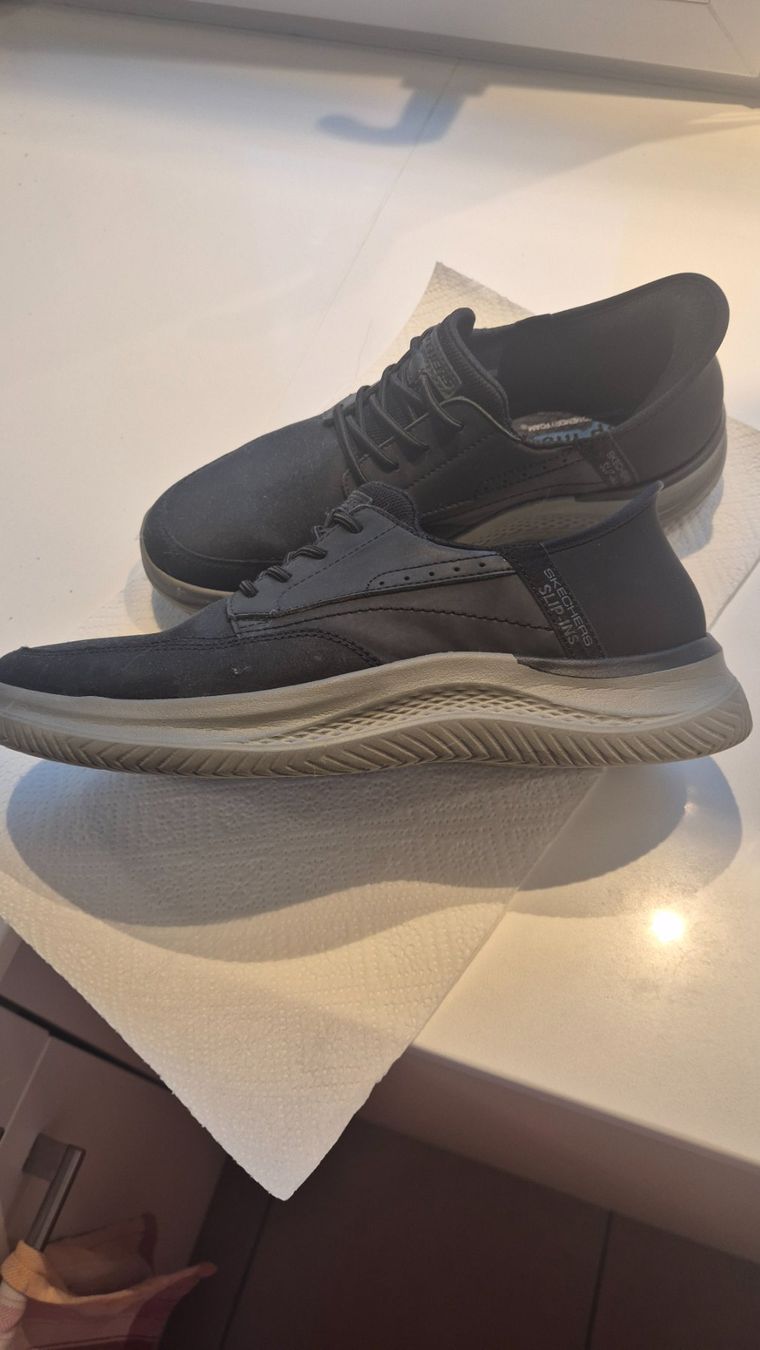 Scarpe da uomo: SKECHERS Schlupfschuh Herren GR..45 – Nuovo (secondo la descrizione) da Forch venduto da TLoughrin