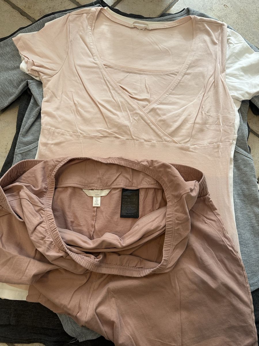 Lotti di vestiti: Schwangerschaft und Stillkleider Set Gr. M/L – Usato da Zermatt venduto da ZerSusi 1