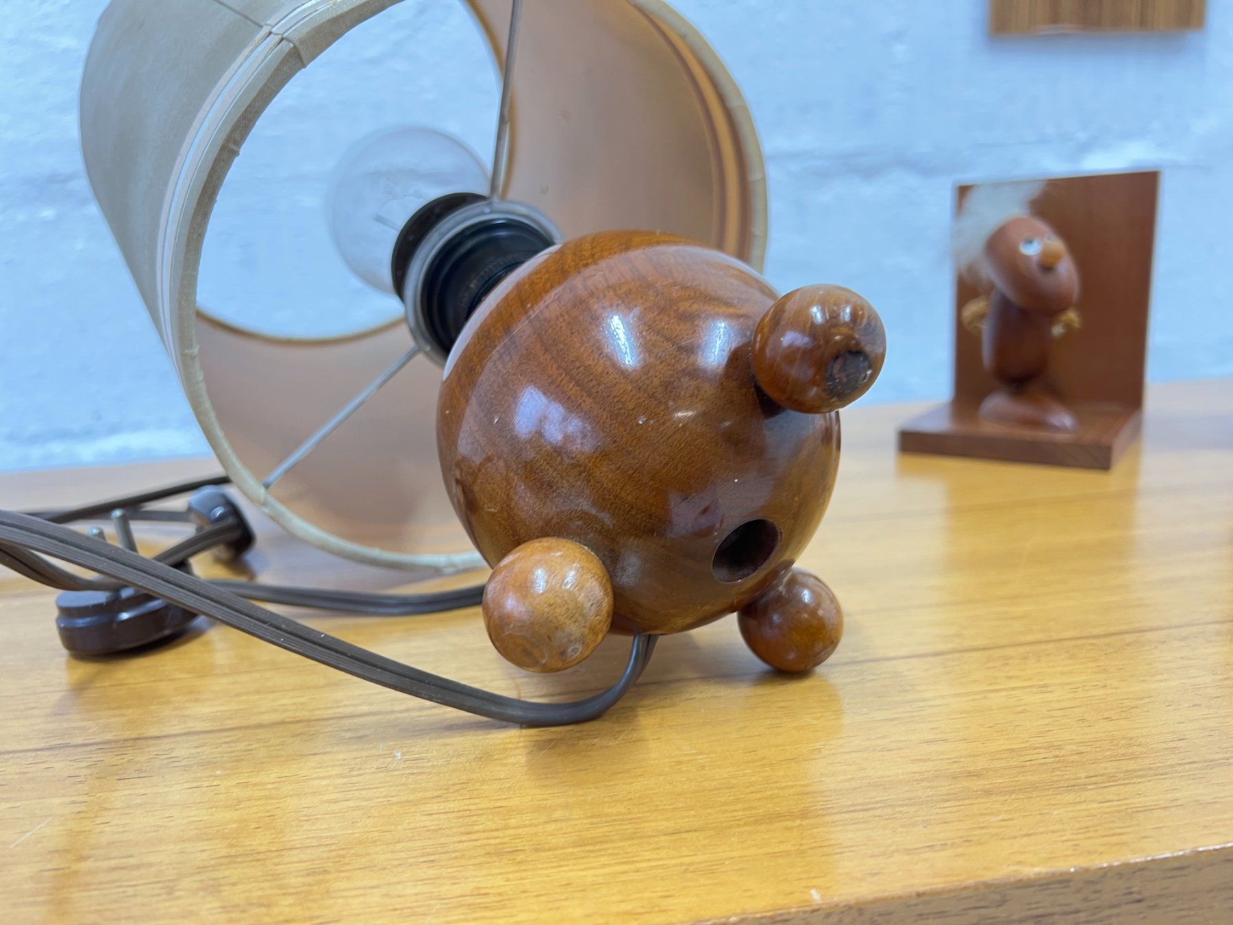Lampade: Vintage Tischlampe - Teakholz – Usato da Walzenhausen venduto da stilvollwohnen 8