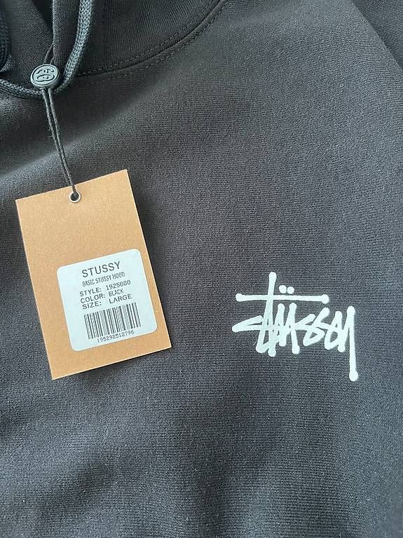 Maglioni & Felpe: Stüssy Hoodie Basic Schwarz L NEU – Usato da Lufingen venduto da luc_g6rv 2