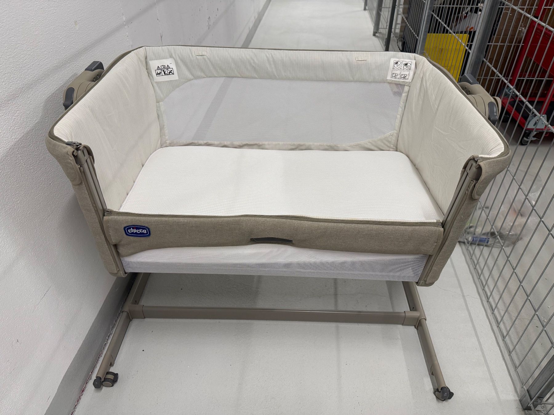 Chicco Lits: Beistellbett Chicco NEXT2ME MAGIC – D'occasion à Dübendorf par ach_9h9b 2