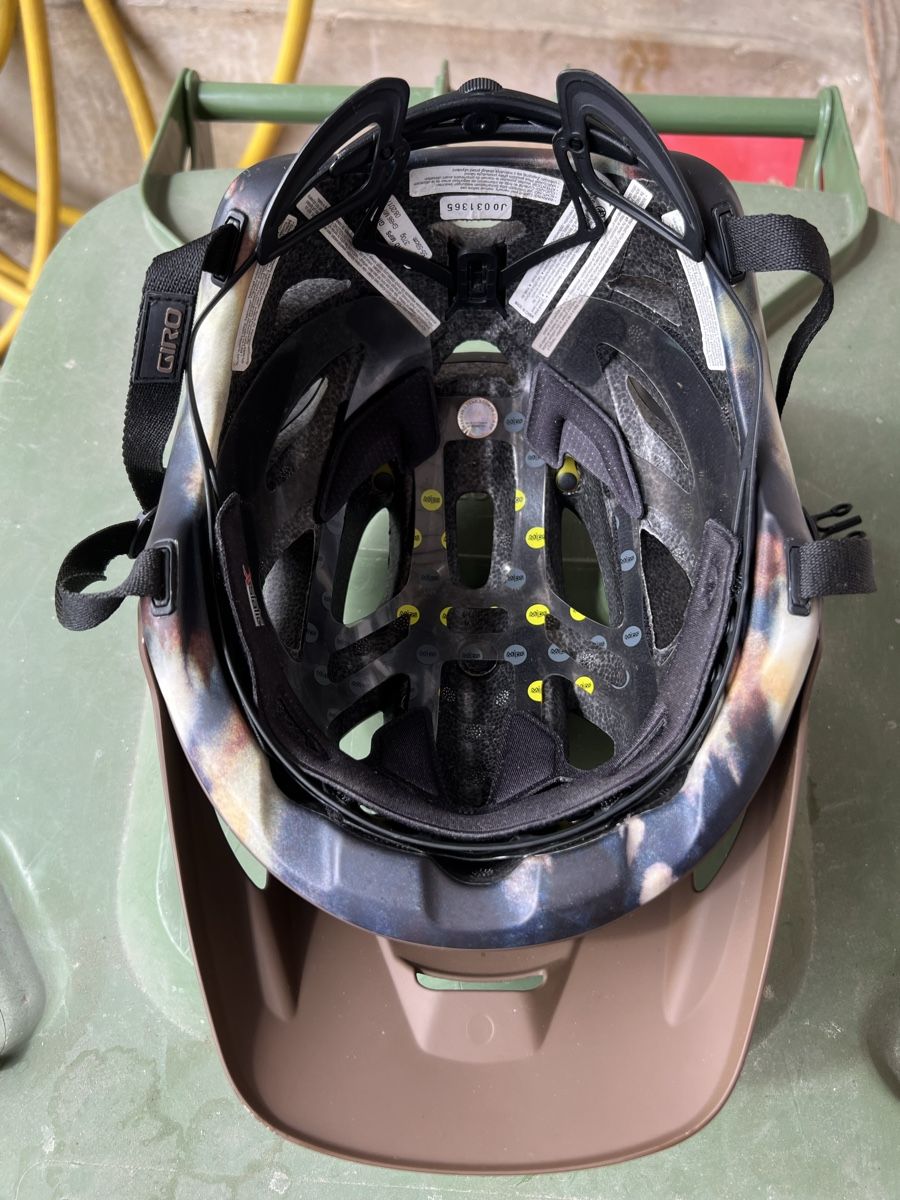 Caschi: Fahrradhelm Grösse 55-59  – Usato da Huttwil venduto da luk_9tdh 2