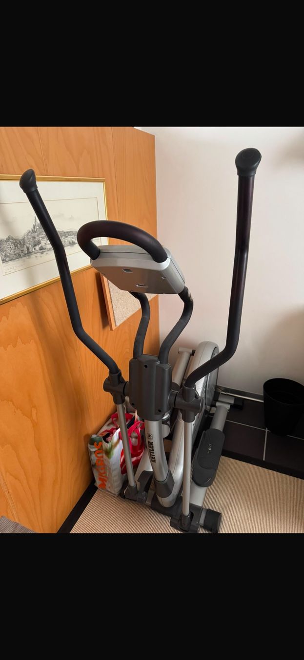 Kettler Vélos d'appartement: Kettler Ergometer CTR 2 Crosstrainer – D'occasion à Frick par 01100110 2