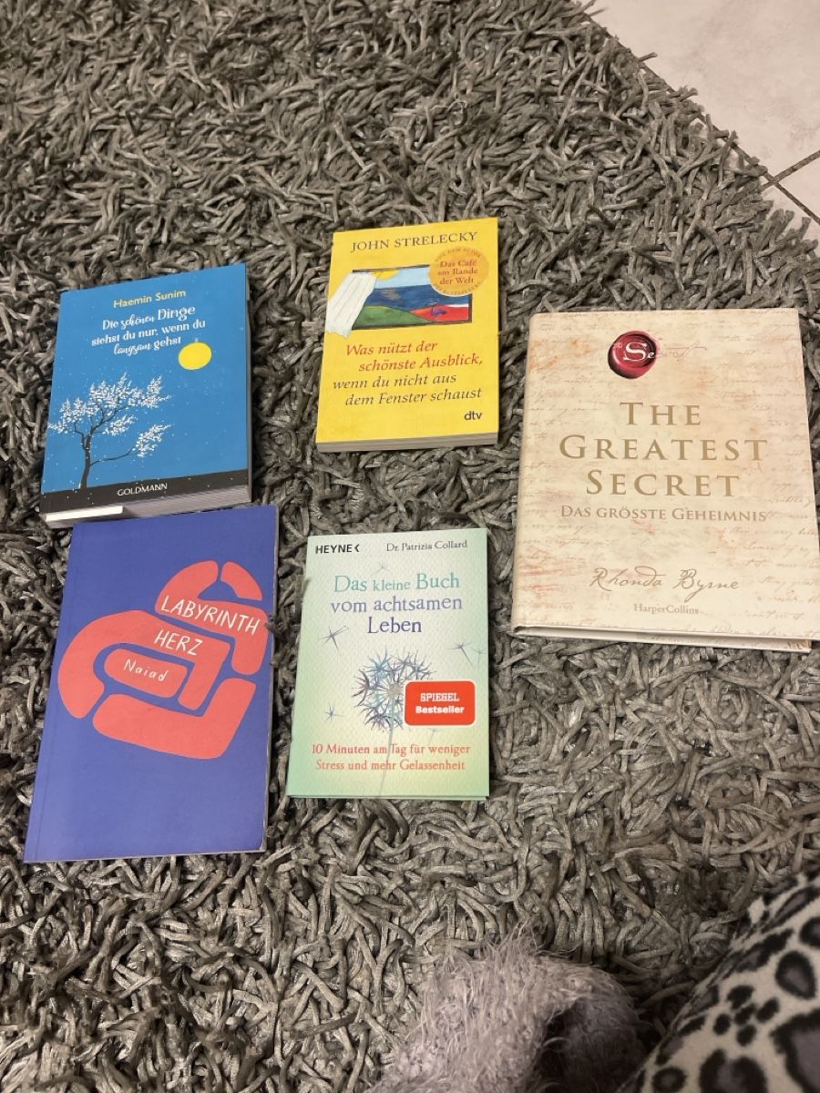 Libri: Anti Stress Bücher – Usato da Bad Zurzach venduto da Cuore34