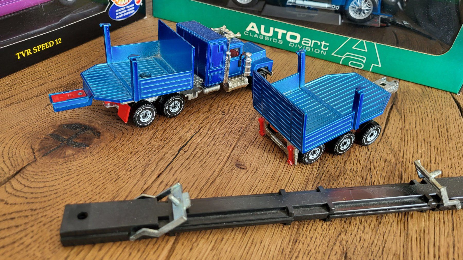Siku Kit di modellismo & Modellini statici: Mack Schwertransporter 1:55 SIKU – Usato da Rothrist venduto da Juana5 4