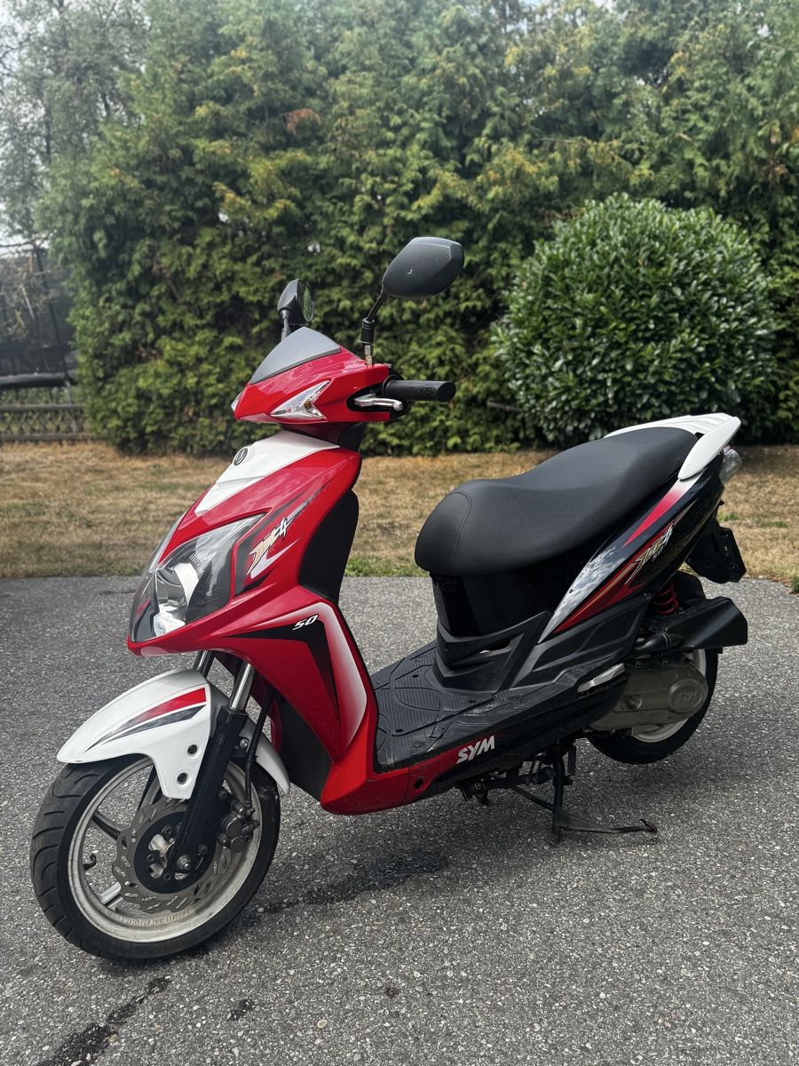 Sym Scooters: Roller SYM Jet 50 mit Teilen ab CHF 1.- – Défectueux à Biberist par bus_9md2 2