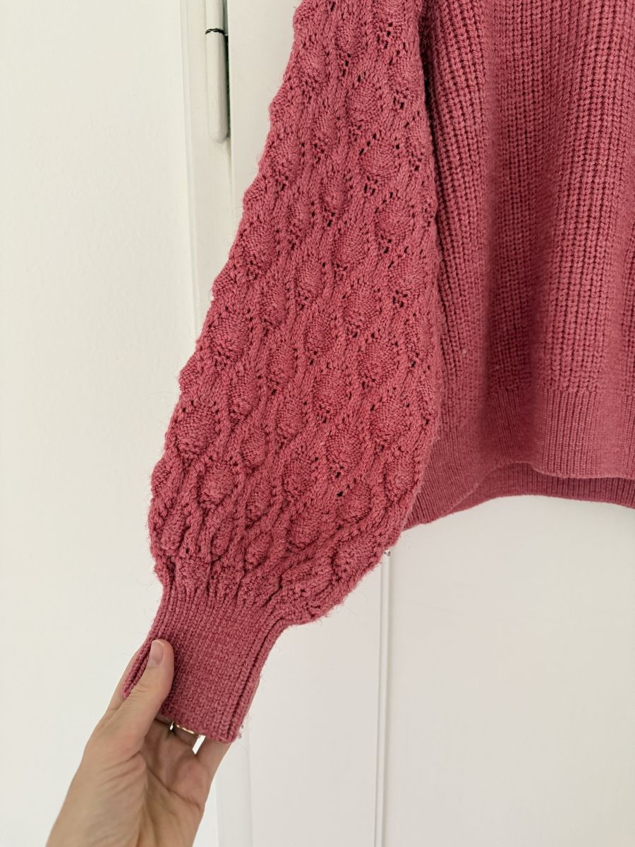 Maglioni & Felpe: Cozy Rose Knit Sweater  – Nuovo (secondo la descrizione) da Zürich venduto da ana_pb66 1