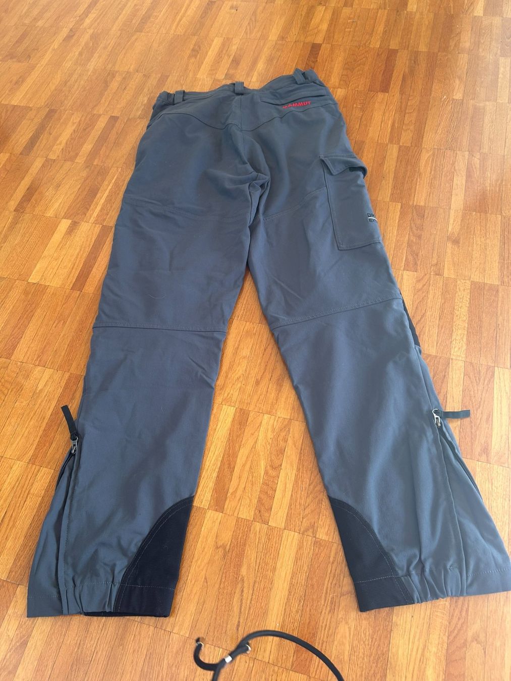 Pantaloni: Mammut Trekkinghose Grösse 40 – Usato da Zürich venduto da Toskania 1