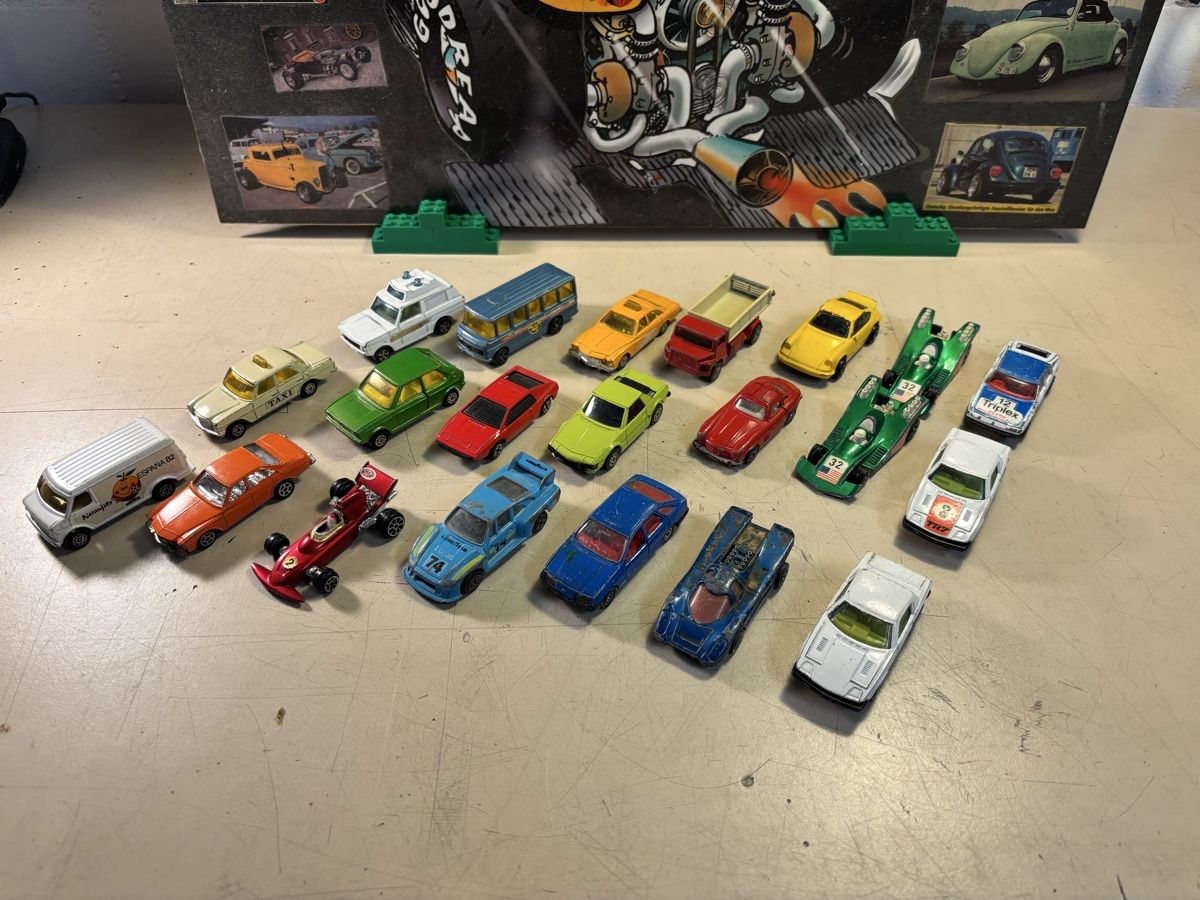 Corgi Toys Modellini d'auto: Corgi Junjors – Usato da Möriken AG venduto da Classics16