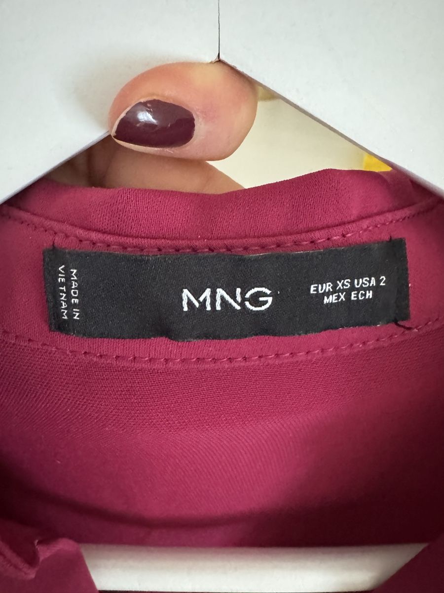 Blusen: Elegante Mango Bluse, Grösse XS, magenta – Gebraucht aus Schlieren von itsquality 4