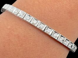 Diamanten 1.8c Tennis Armband 18k WG Länge 18.6cm *S2197