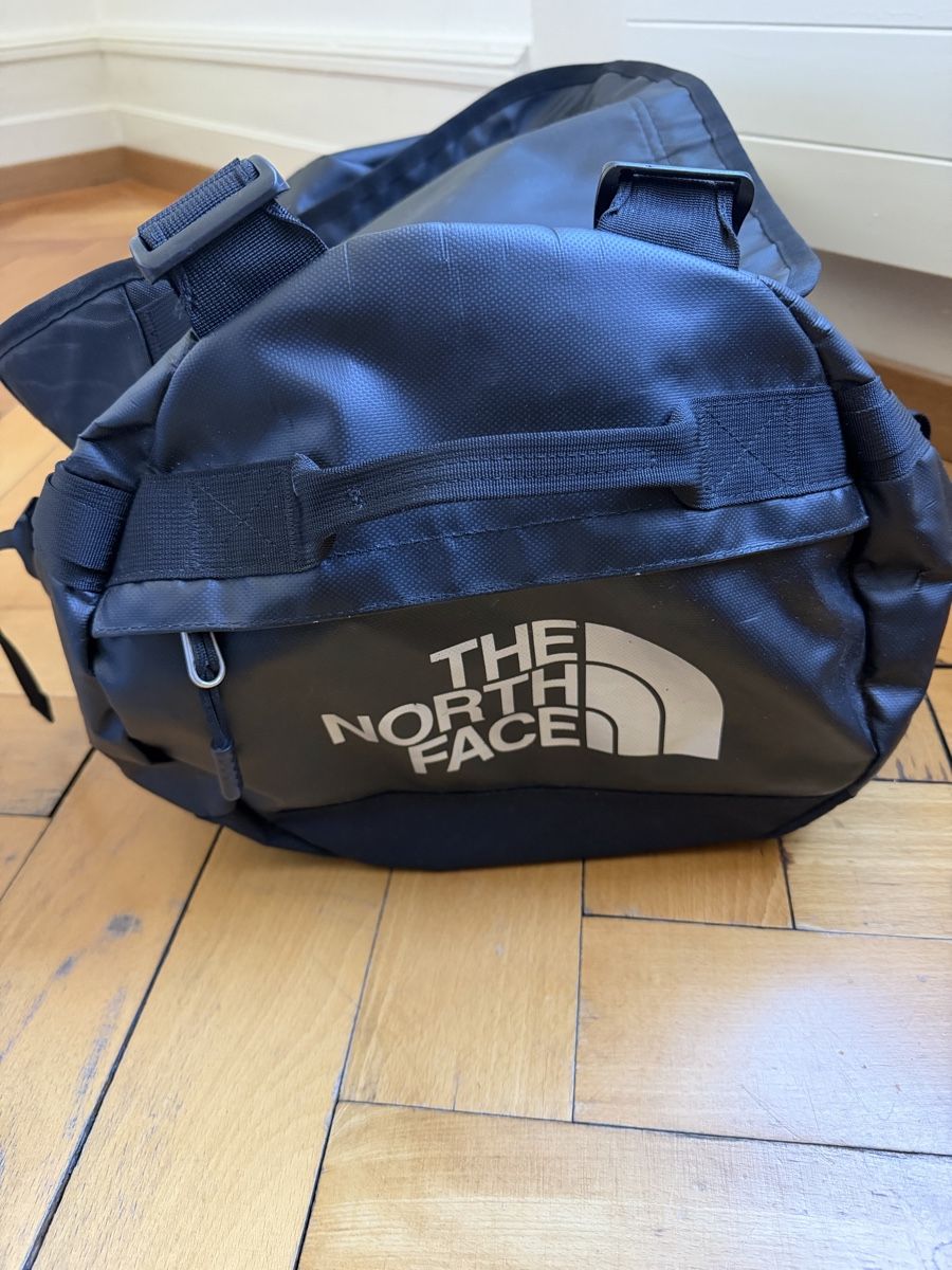 North Face Zaini: The North Face Base Camp Duffel S | 50 L – Usato da Zürich venduto da kmschrr 6