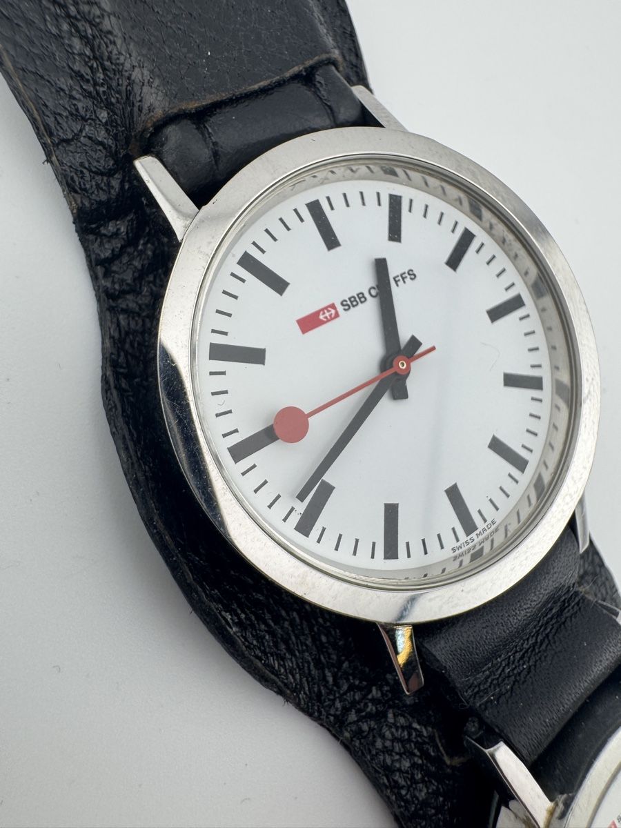 Mondaine Orologi: Mondaine SBB CFFdual time Quartz rare  – Usato da Biel/Bienne venduto da upi_7vwn 6