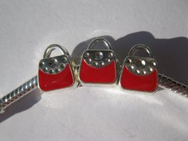 2 Metallperlen, Grosslochperlen, Beads Tasche rot