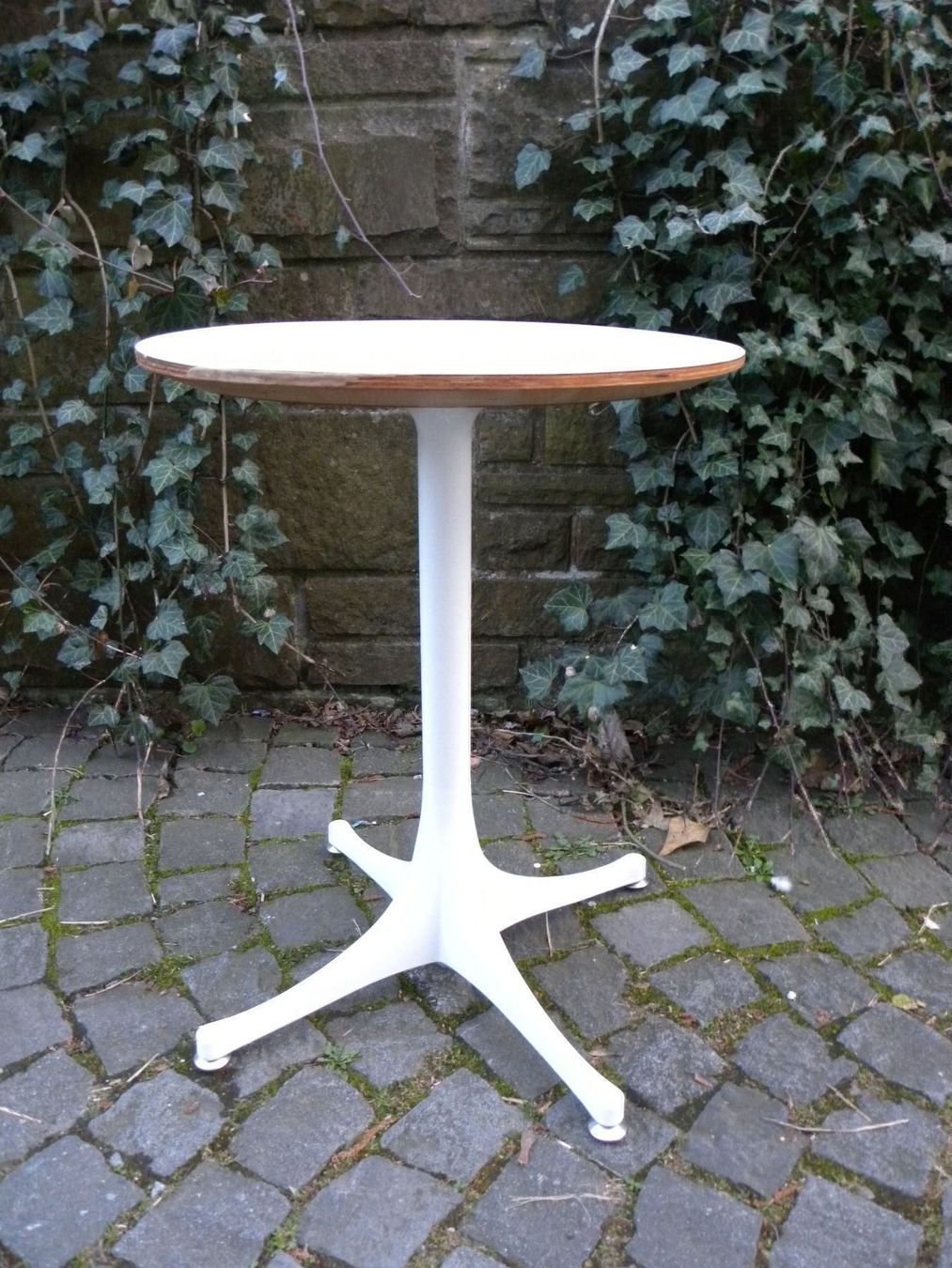 Vitra Tische: VITRA NELSON TABLE – Gebraucht aus Küsnacht ZH von walterzingo