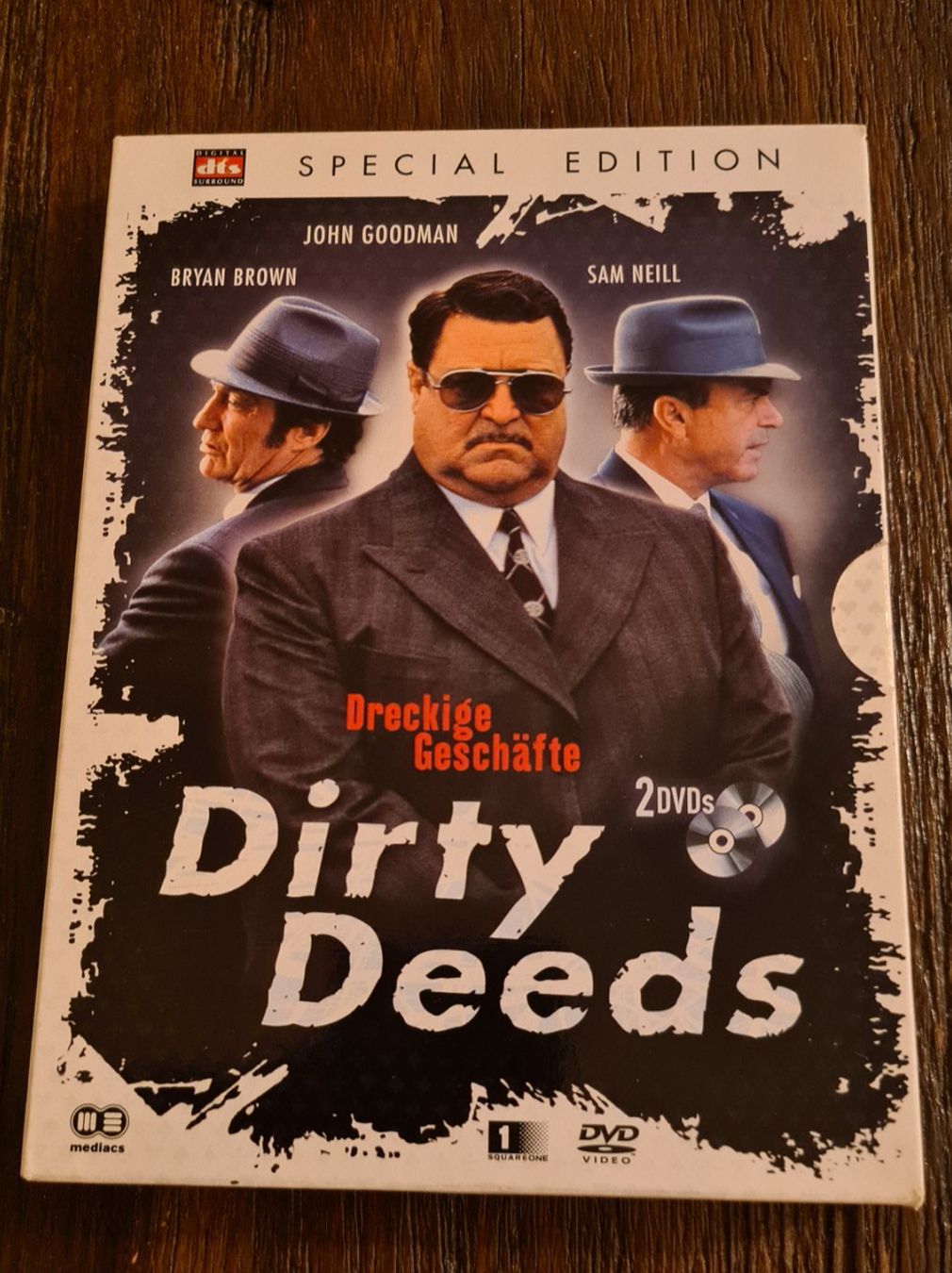 Tous les DVDs: Dirty Deeds (H) – D'occasion à Oberkirch LU par ThE_CoLLecTor666