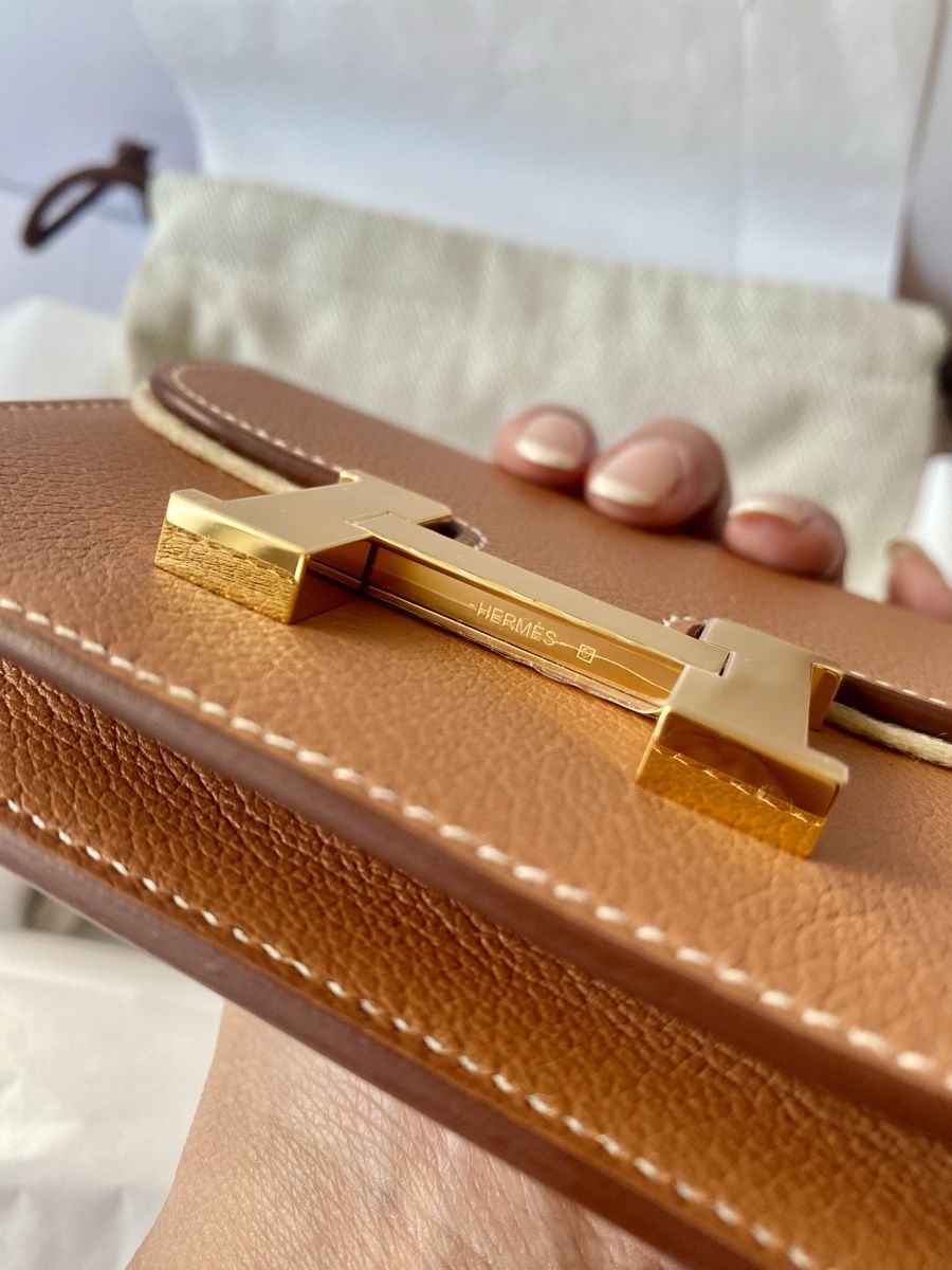 Hermès Portafogli: Hermès Constance Slim Wallet – Nuovo (secondo la descrizione) da Genève venduto da Sally_LuxxyGeneva 2