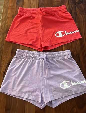 Kurze Champions Hose Grösse 150/155 (10-11 Jahre)
