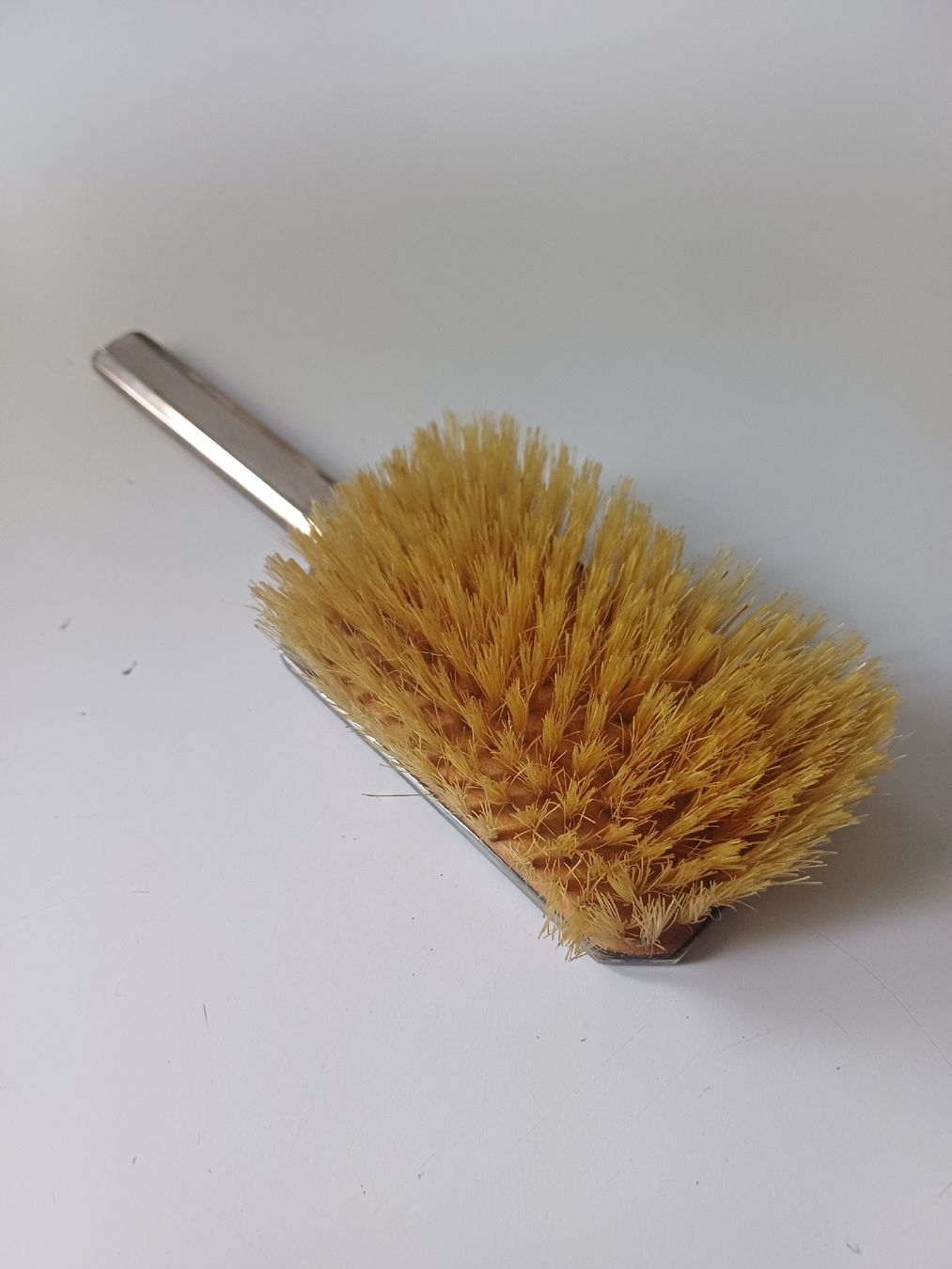 Autres soins des cheveux: Antike Haarbürste 800 Silber – D'occasion à Zürich par Avocadokern 1