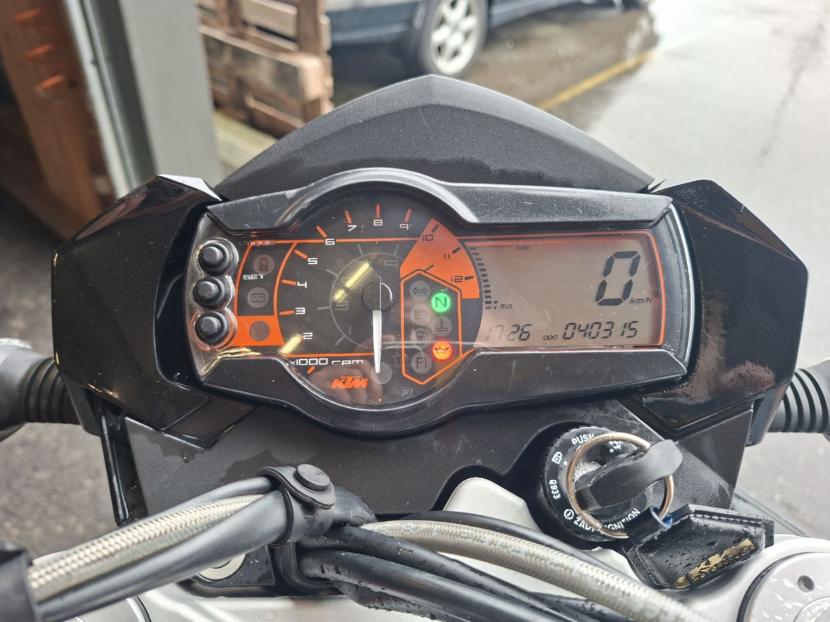KTM Strada: KTM 990 SUPERMOTO – Usato da Ermensee venduto da volvo-Turbo 4