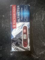 Victorinox Altimeter Thermometer rot neuwertig