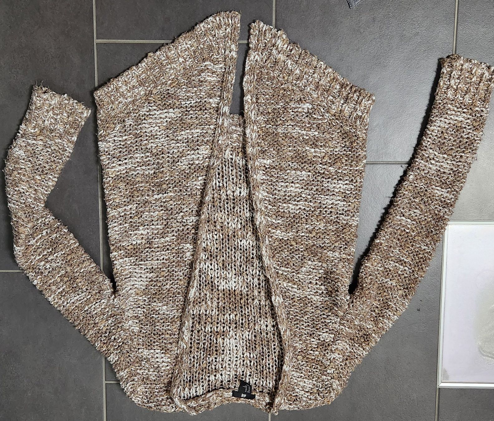Giacche: Strickjäckli Gr. XS/S – Usato da Lyss venduto da Urma5 1
