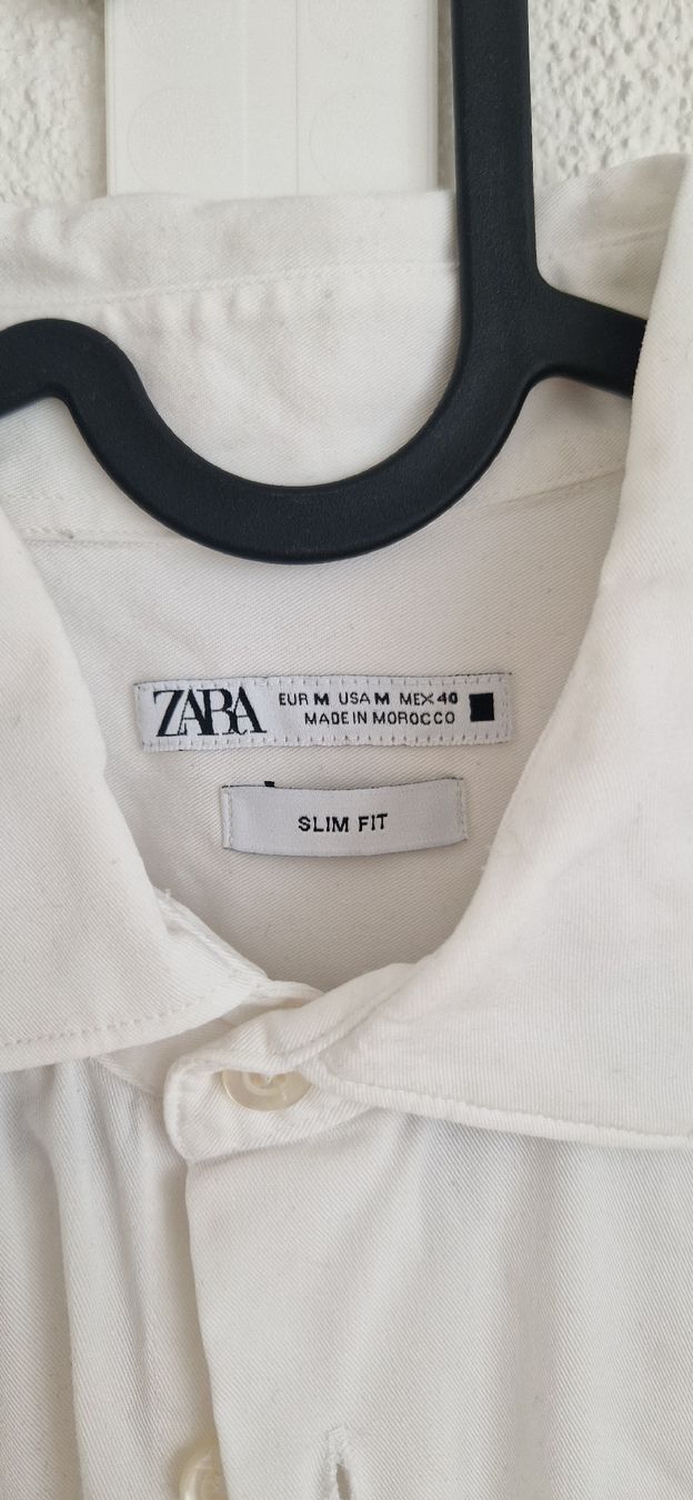 Zara Camicie: Weisses Zara-Herrenhemd Grösse M – Usato da Wittenbach venduto da jo_bi93 2
