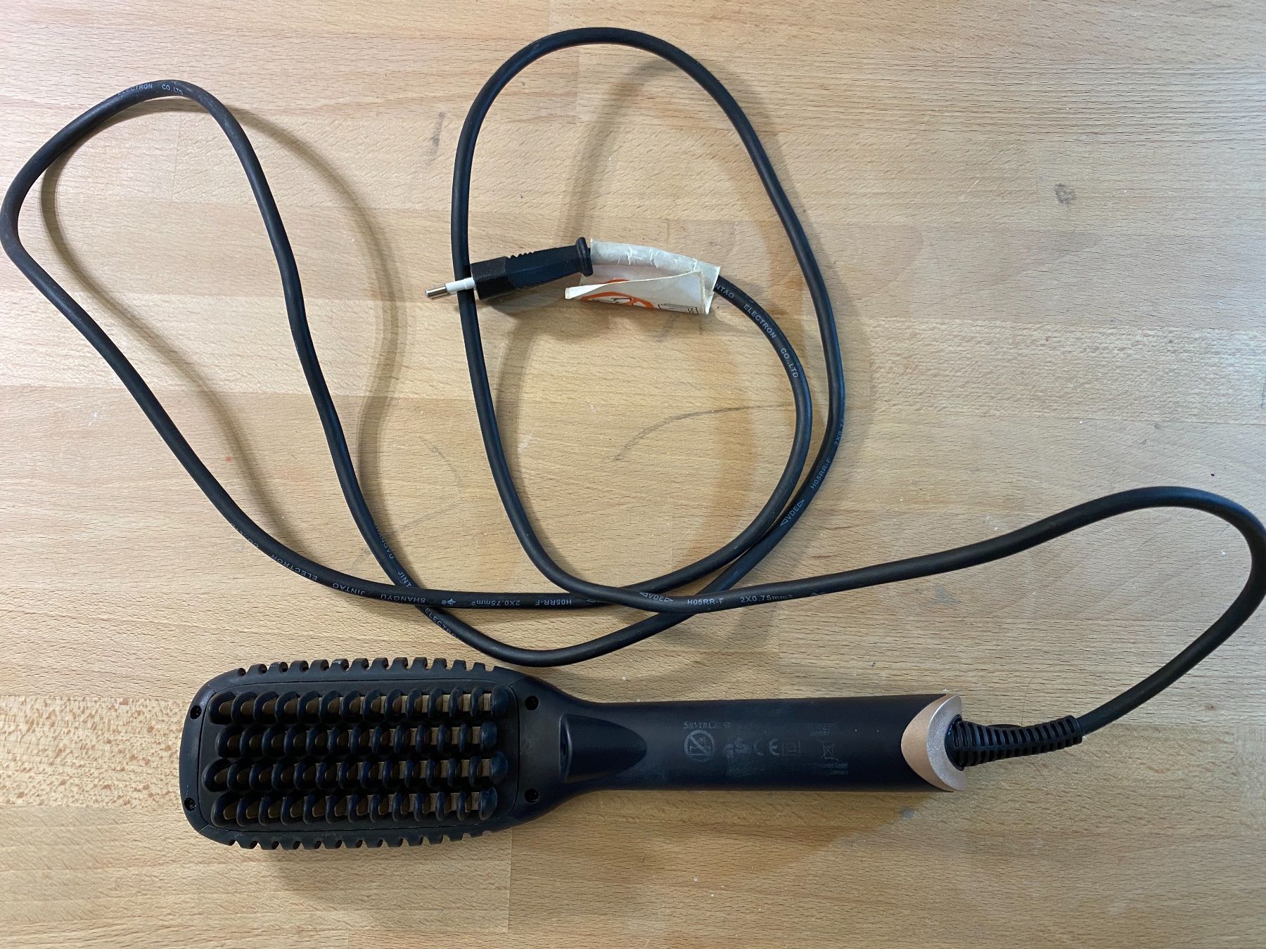 Autres soins des cheveux: Glättbürste – D'occasion à Cham par Eliissa 2