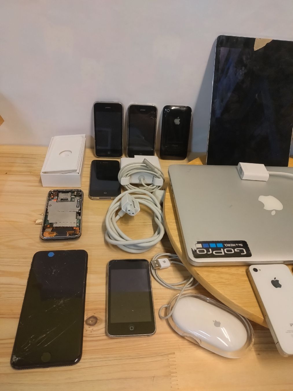 Apple PC: Lot D'articles Apple Imac iPhone Ipod Ipad Macbook pro ect. – Difettoso da Farvagny-le-Grand venduto da LaCaverne 3
