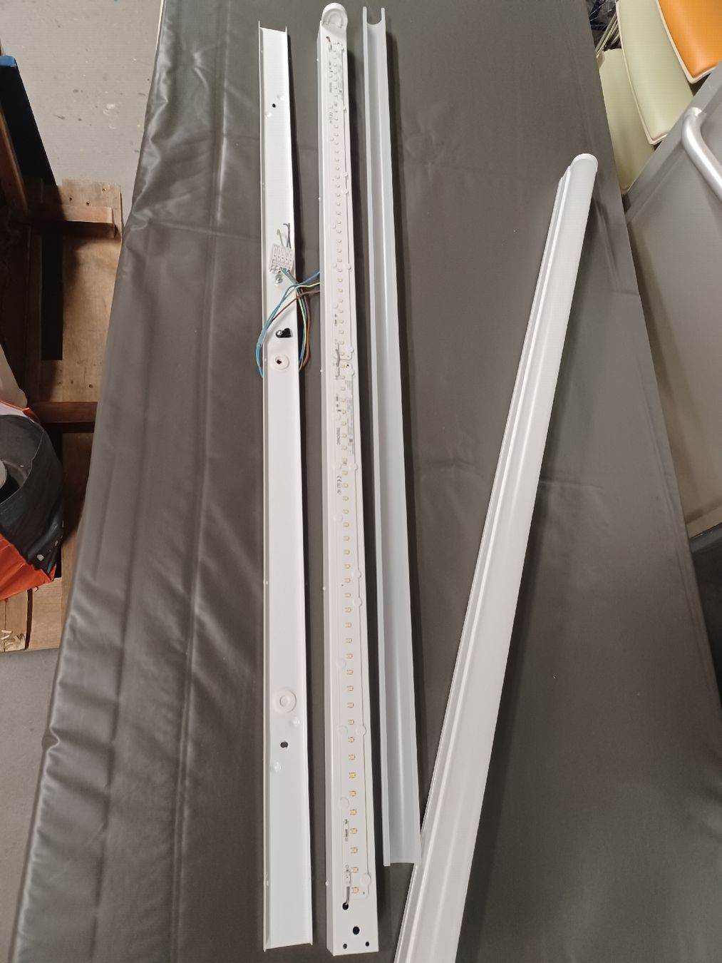 Lampade: lampe Tridonic LED – Usato da Basel venduto da Xanperican