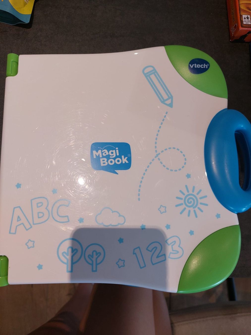 Vtech Jouets: Magi book et 5 livres – D'occasion à Ependes FR par Elphy
