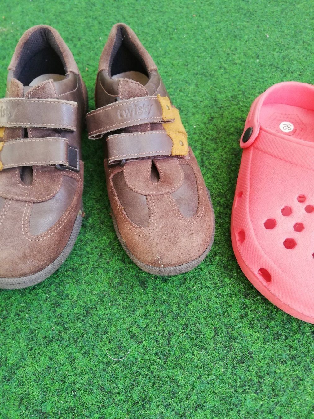 Scarpe per ragazzi: Schuhe Twisty Leder + Rote ..Grösse 32 – Usato da Davos Platz venduto da wauwauin 2