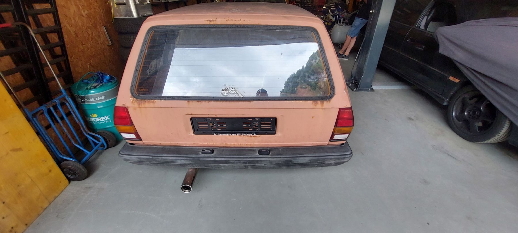 Autos: VW Polo Steilheck als Bastlerfahrzeug oder Teileträger – Défectueux à Muotathal par sil_nd66 2