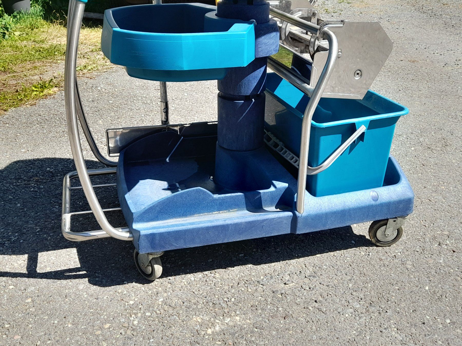 Wetrok Nettoyage & Hygiène: Wetrok Profi-Reinigungsgerät – D'occasion à Aeschi b.Spiez par 52_wochen 8
