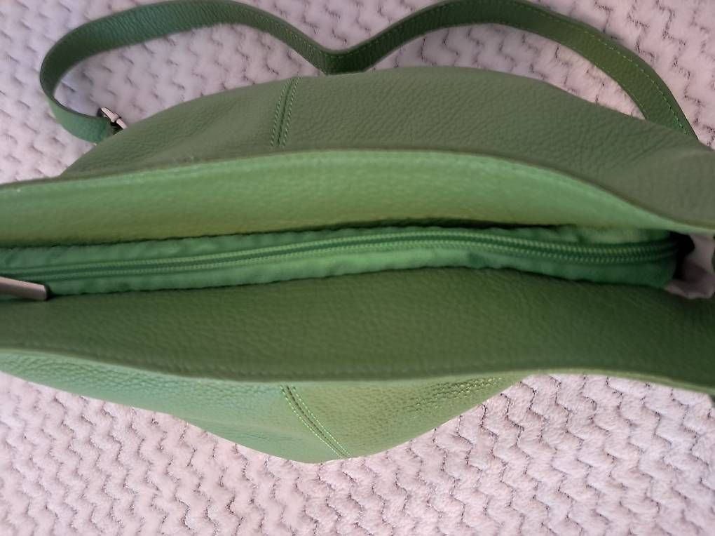 Sacs femmes: Ledertasche  – D'occasion à Basel par len_t965 2