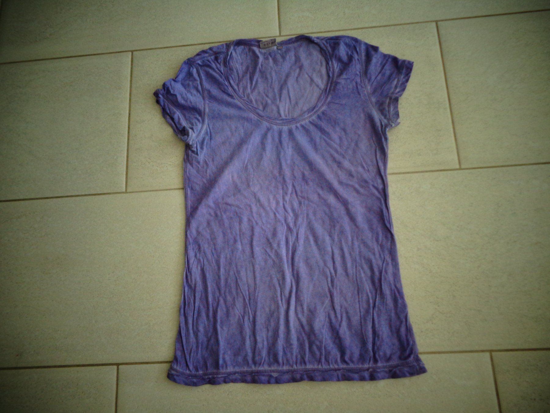 Nile T-shirt: NILE T-SHIRT GR.M – Usato da Rotkreuz venduto da Samballi