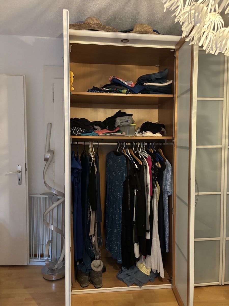 Armadi: Magnifique Grande Armoire  – Usato da Echallens venduto da sib_b9fg 2